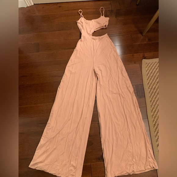 Oh Polly cut out jumpsuit - Picture 2 of 4